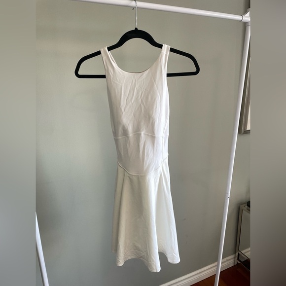 lululemon athletica Dresses & Skirts - Lululemon Court Crush White Tennis Dress Size 6
